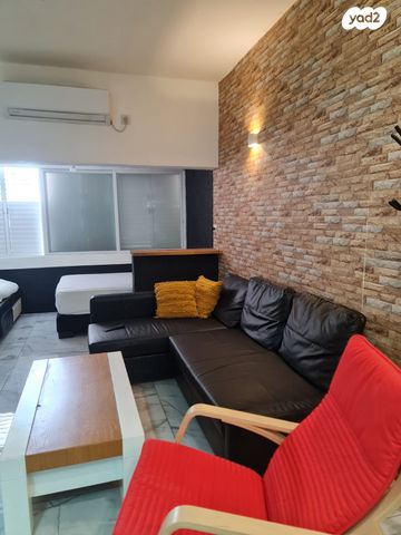 דירת גן, רש"י 7, מוצקין הותיקה, קרית מוצקין