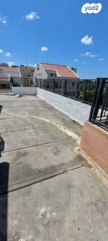 דירה, אהרונוביץ' 3, פועלים א, כפר סבא