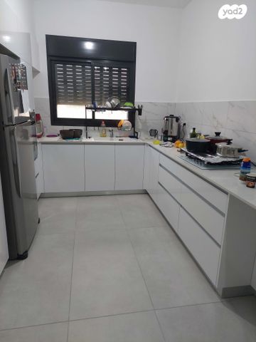 דירה, יהודה הלוי 4, מרכז העיר, קרית אתא