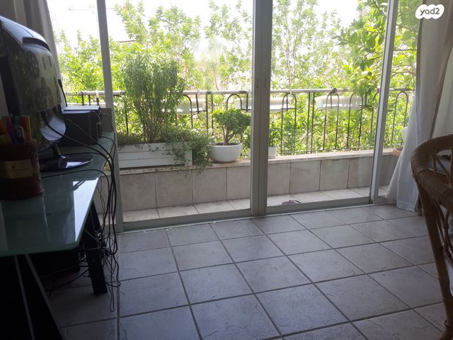 דירה, המעגל 12, שכונת חשמונאים, מרכז העיר א, רמת גן