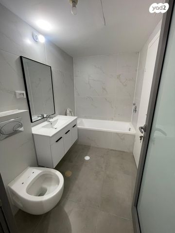 דירה, ירמיהו הלפרין 6, מרכז העיר דרום, נתניה