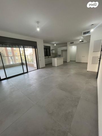 דירה, ירמיהו הלפרין 6, מרכז העיר דרום, נתניה