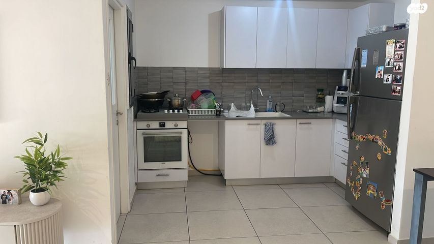 דירה, יגאל ידין 11, המגינים, מודיעין מכבים רעות