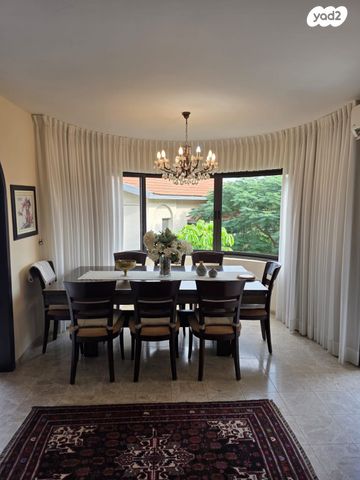 בית פרטי/ קוטג', הנרקיסים 27, נווה הפרחים, עתלית