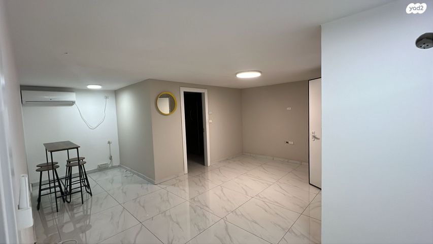 יחידת דיור, השקד 1, פרדסיה, פרדסיה