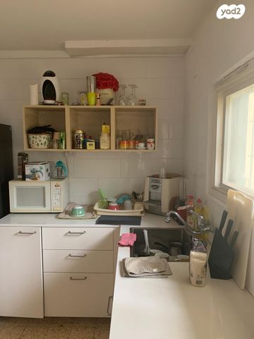 מבוא התיכון 7