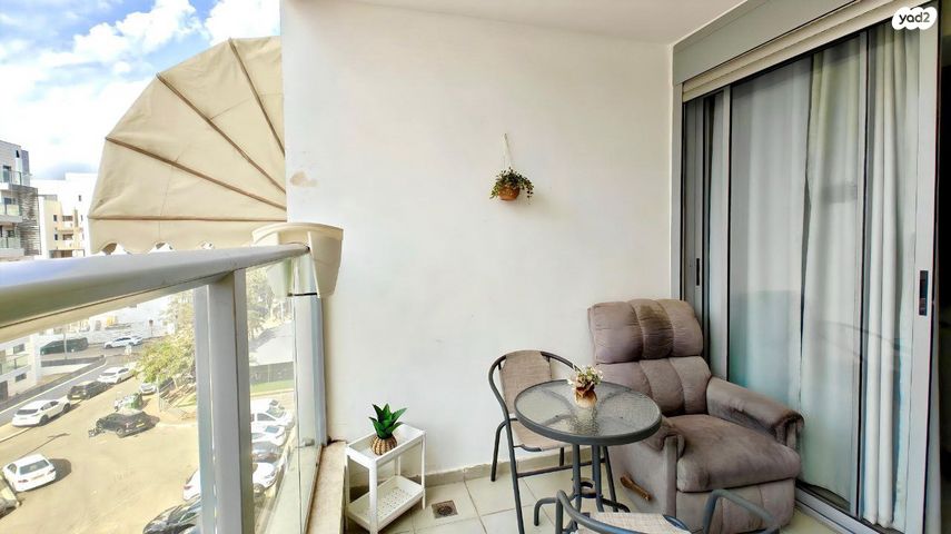 דירה, גבעת התחמושת 14, קרית שרת מערב, חולון