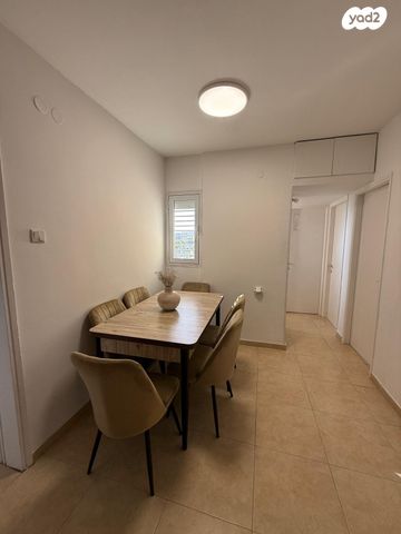 דירה, עמל 3, שיכון ותיקים, חולון