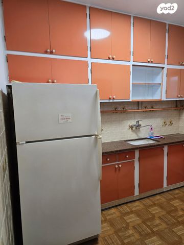 דירה, רוקח 14, שכונת גפן, רמת גן