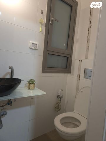 דירה, שמואל הנגיד 10, גרין ועם, חולון