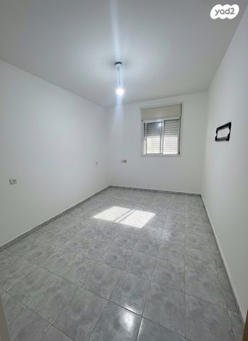 דירת גן, אהרון חג'ג' 30, נאות בן גוריון, יבנה