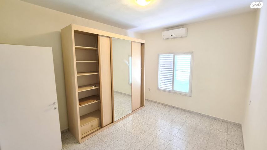 דירה, הרא"ה 121, עליות, רמת גן