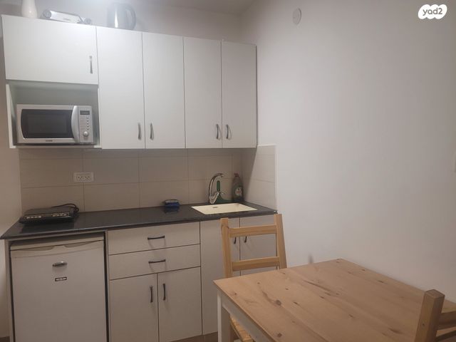 שדרות המאירי 13