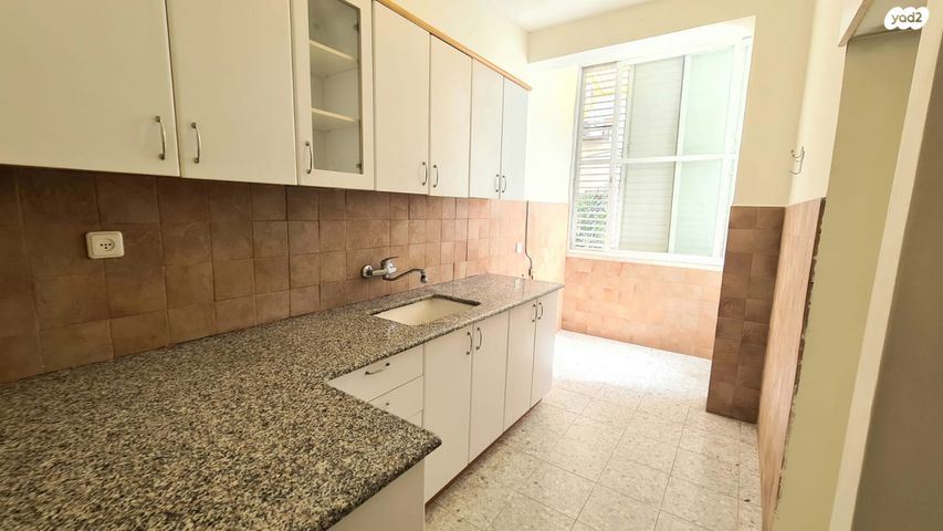 דירה, הרא"ה 121, עליות, רמת גן