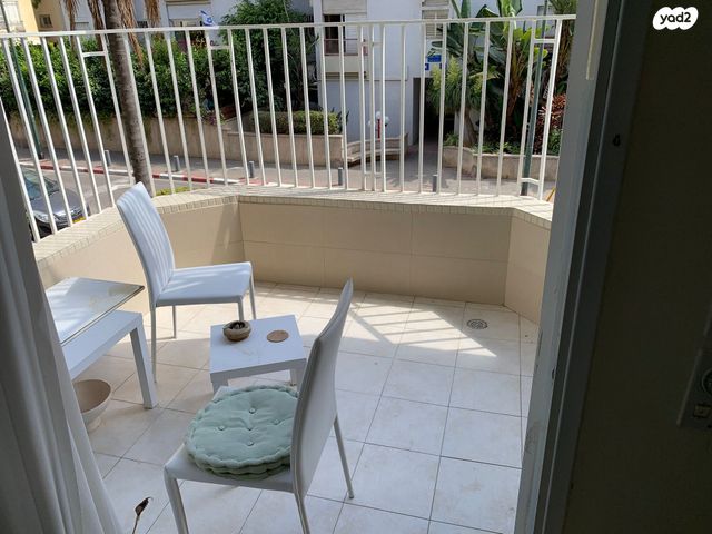 דירה, פרחי אביב 3, נחלת יצחק, תל אביב יפו