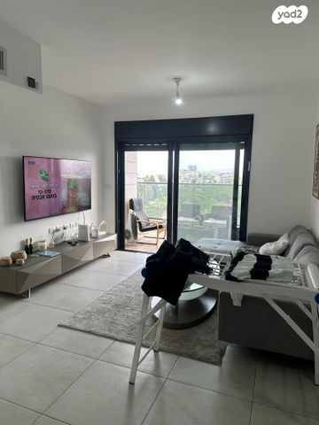 דירה, נעמי שמר 7, גלי ים, קרית ים