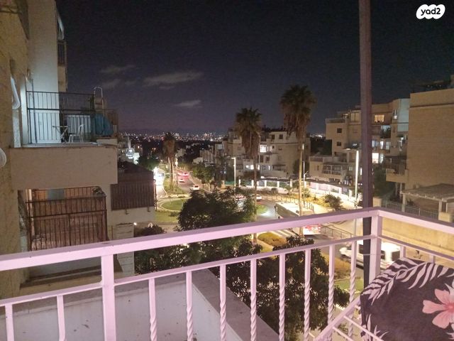 דירה, רבי יהודה הנשיא 18, אלעד, אלעד