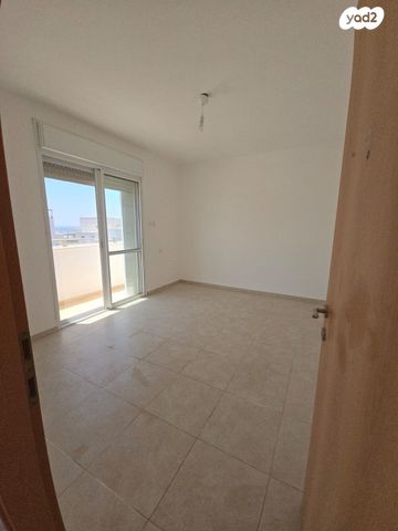 דופלקס, נחל פולג 2, צור יצחק, צור יצחק