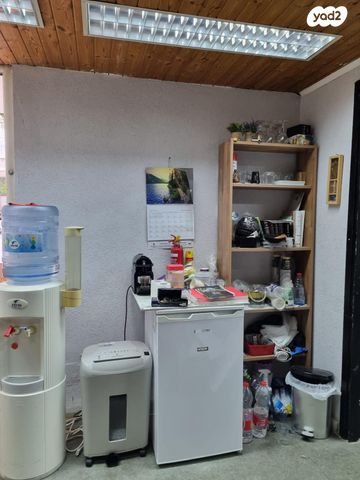 מחסן, הבעש"ט 27, נאות רחל, חולון