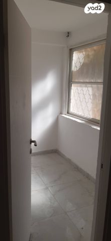 דירה, מ"ד המעפילים 229, גיורא יוספטל, דימונה