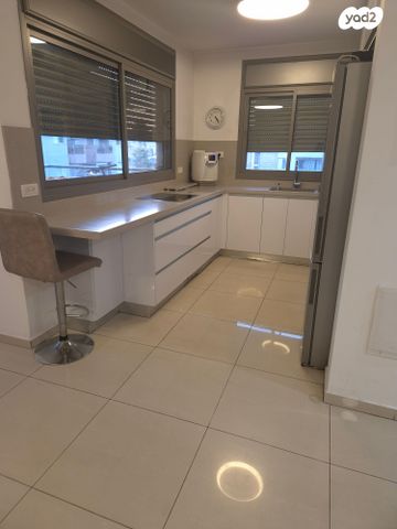 דירה, שמואל הנגיד 10, גרין ועם, חולון