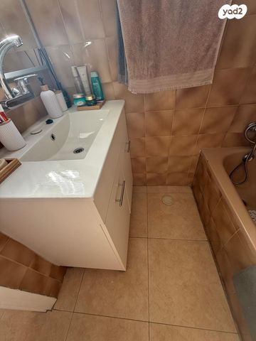 דירה, עמל 3, שיכון ותיקים, חולון