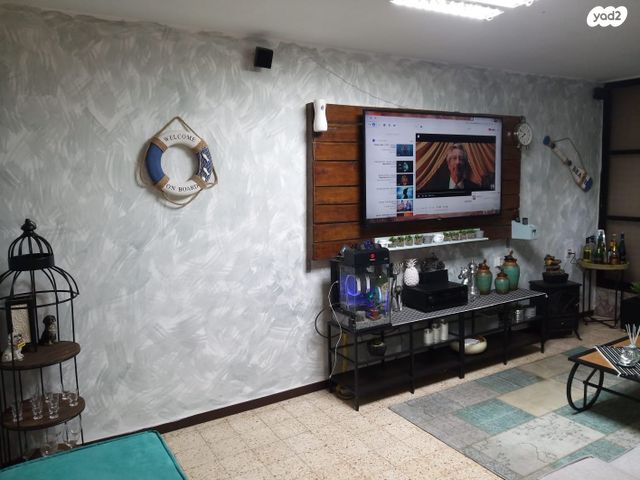 דירה, בן צבי 17, מכב"י, יהוד מונוסון