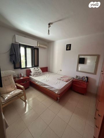 דירה, שדרות דוד רזיאל 36, בן גוריון, רמלה