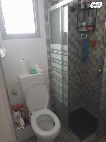 גבעת התחמושת 23