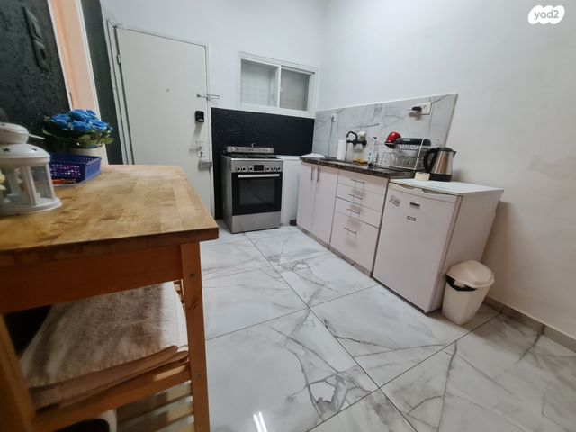 דירת גן, רש"י 7, מוצקין הותיקה, קרית מוצקין