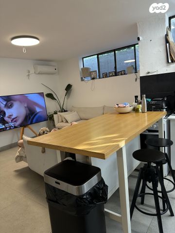 מרתף/ פרטר, הורדים 6, בית יצחק שער חפר, בית יצחק שער חפר