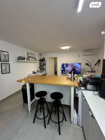 מרתף/ פרטר, הורדים 6, בית יצחק שער חפר, בית יצחק שער חפר