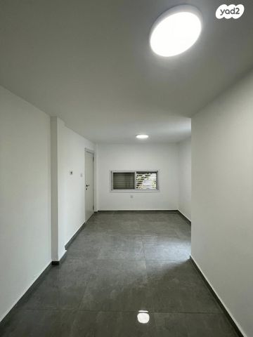 דירת גן, הדס 40, מערבית, כרמיאל