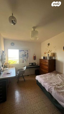 דירה, יפה נוף 230, הראשונים, שלומי