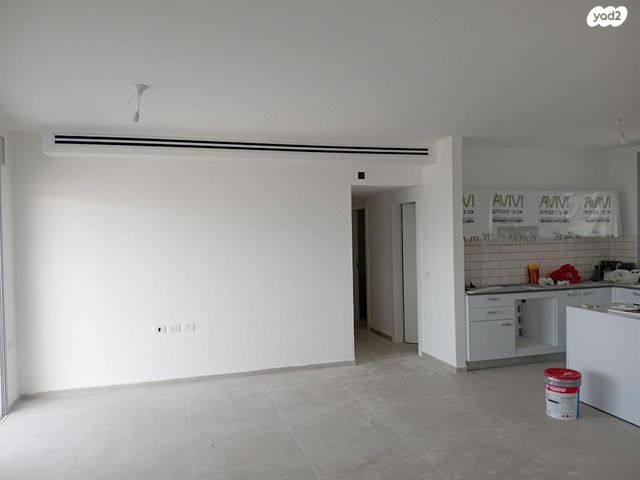 דירה, אורי אלמוג 17, קרית רבין, חולון