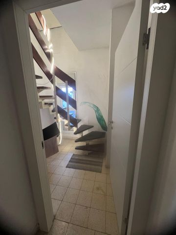 יחידת דיור, הזמיר 7, קרית רבין, נתניה