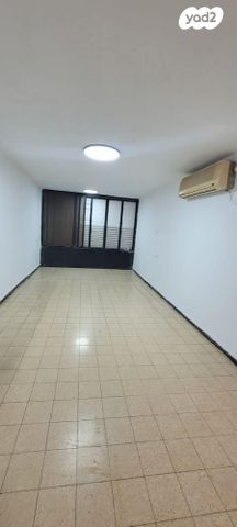 דירה, תקוע 3, נווה אליעזר וכפר שלם מזרח, תל אביב יפו