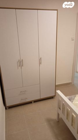 דירה, הוגו מולר 63, מרכז העיר, קרית אתא