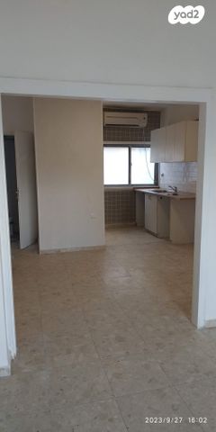 דירה, שדרות ירושלים 38, צפון יפו, המושבה האמריקאית-גרמנית, תל אביב יפו