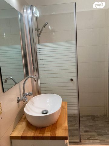 דירה, אפרים 33, מרכז העיר, סביניה, הוותיקה, קרית ביאליק