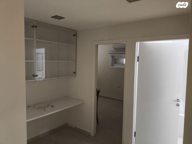 דירה, הנשיאים 24, כפר גנים ב, פתח תקווה