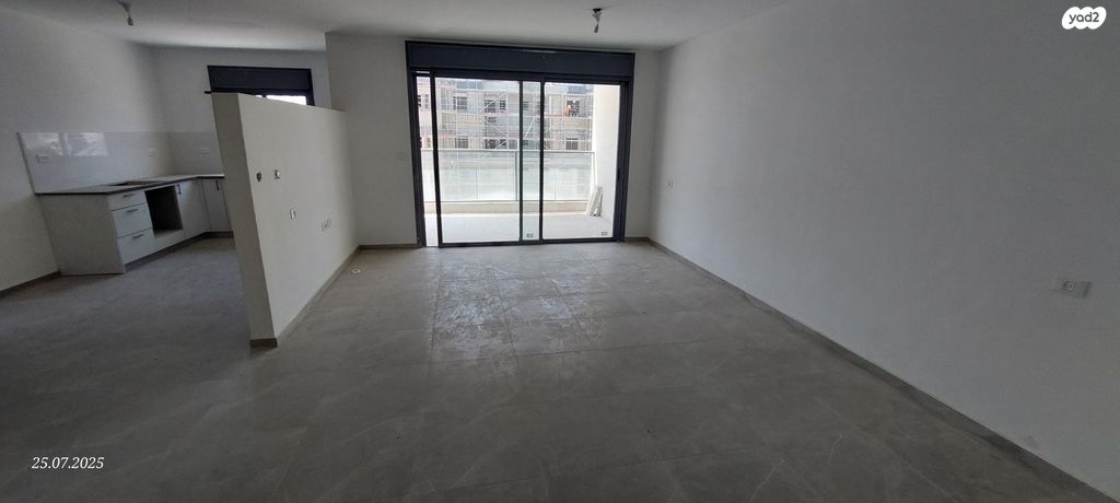 דירה, מבצע עובדה 1, טבריה המושבה, טבריה