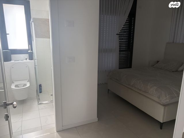 דירה, אורי אלמוג 11, קרית רבין, חולון