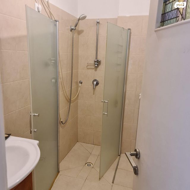 דירה, דולפין 6, עצמאות יוספטל, בת ים