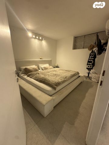 מרתף/ פרטר, הורדים 6, בית יצחק שער חפר, בית יצחק שער חפר