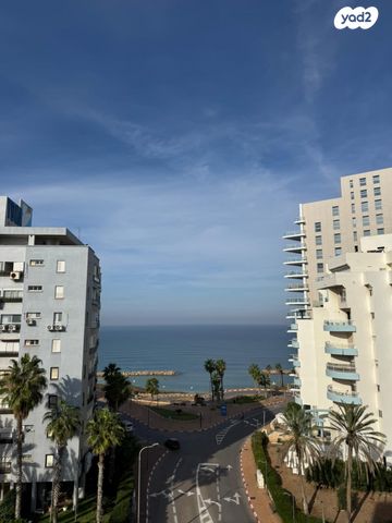 דירה, שדרות ז'בוטינסקי 25, מרכז העיר דרום, נתניה