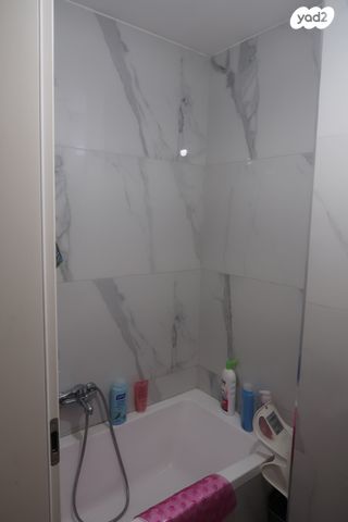 דירה, רבי עקיבא 94, הפועל המזרחי ד', שיכון ד', בני ברק