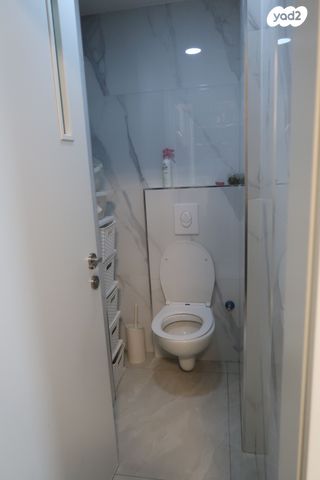 דירה, רבי עקיבא 94, הפועל המזרחי ד', שיכון ד', בני ברק