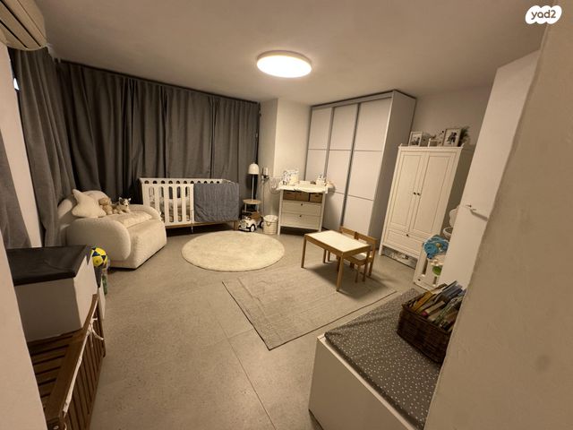 מרתף/ פרטר, הורדים 6, בית יצחק שער חפר, בית יצחק שער חפר