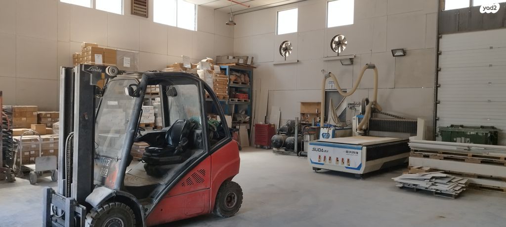 מבני תעשיה, 854 1, כיסרא סומיע, כיסרא סומיע